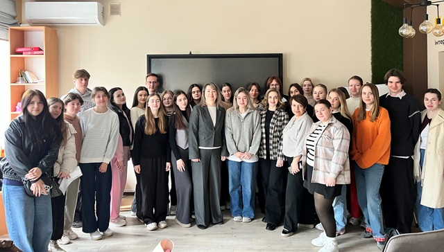 Спільне фото